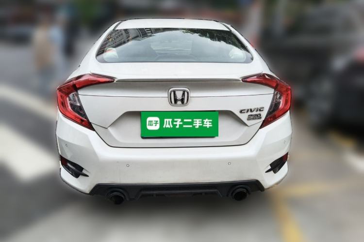 Used Honda Civic 2016 220TURBO CVT Luxury Edition
