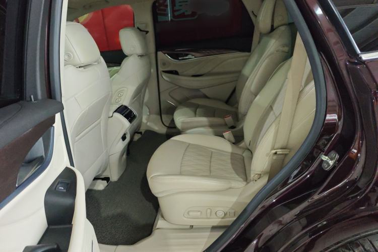 Used Buick Enclave 2020 28T All-Wheel Drive Avenir Left Rear Seat