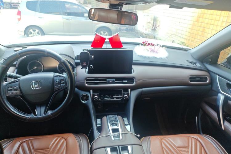 Used Honda UR-V 2024 370TURBO Two-Wheel-Drive Luxury Edition