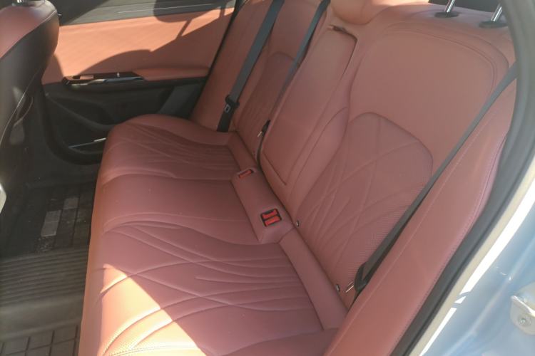 Used Geely Galaxy L6 2025 EM-i 140km Starship Edition