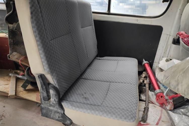 Used Jinbei Express 2017 2.0L Standard Version V19