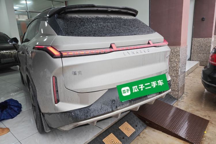 Used Lynk & Co 08 EM-P 2023 120km Long-Range Pro Rear Left 45 Deg