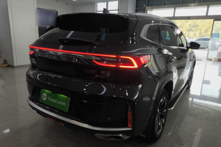 Used EXEED Lingyun 2023 300T Two-Wheel Drive Star Edition