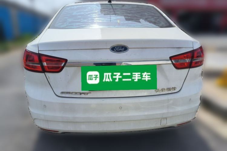 Used Ford Escort 2015 1.5L Automatic Fashion Model
