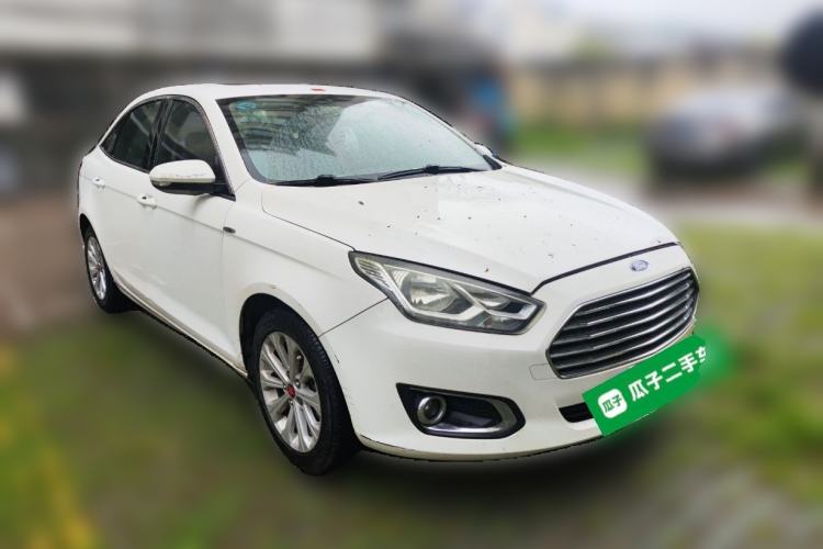 Used Ford Escort 2015 1.5L Automatic Fashion Model
