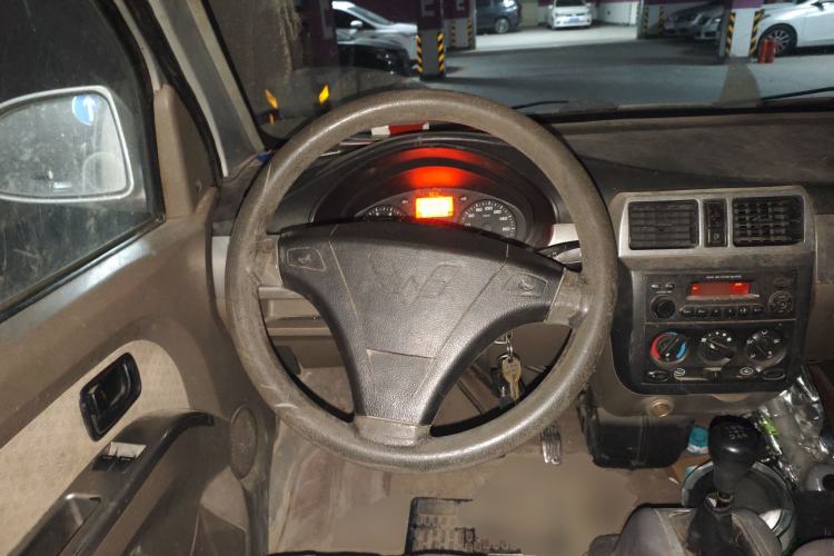 Used Wuling Rongguang 2011 1.2L Standard Version
