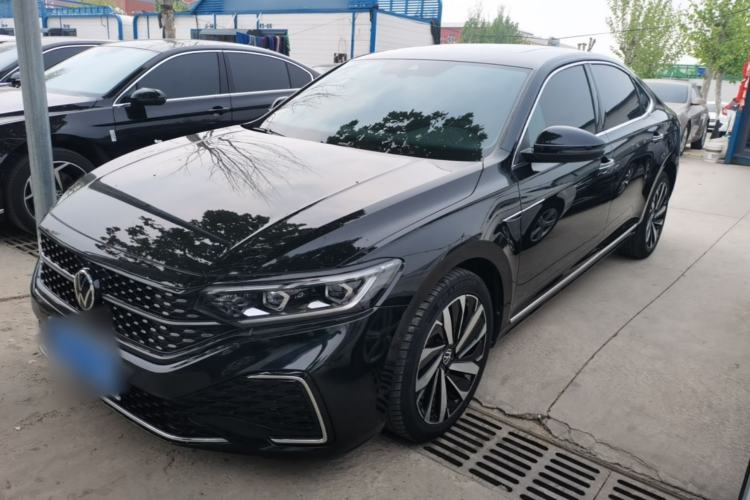 Used Volkswagen Passat 2022 330TSI Starry Luxury Edition