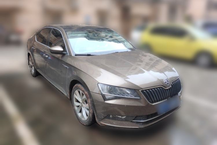 Used Skoda Superb 2018 TSI280 DSG Comfort Edition China V Standard Front Right 45 Deg