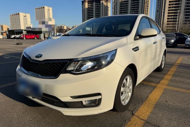 Used Kia K2 2015 Sedan 1.4L Automatic GLS Exterior 2