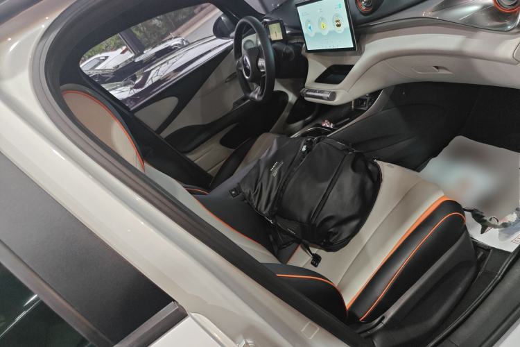 Used BYD Dolphin 2021 405 km Fashion Edition Right Front Seat