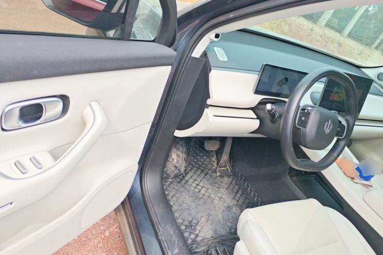 Used Leapmotor C16 2024 Range-Extended 200 Luxury Edition