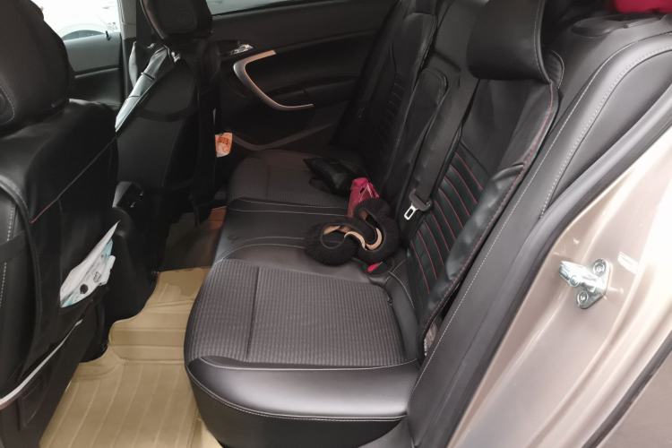 Used Buick Regal 2015 1.6T Leading Technology Model Left Rear Seat