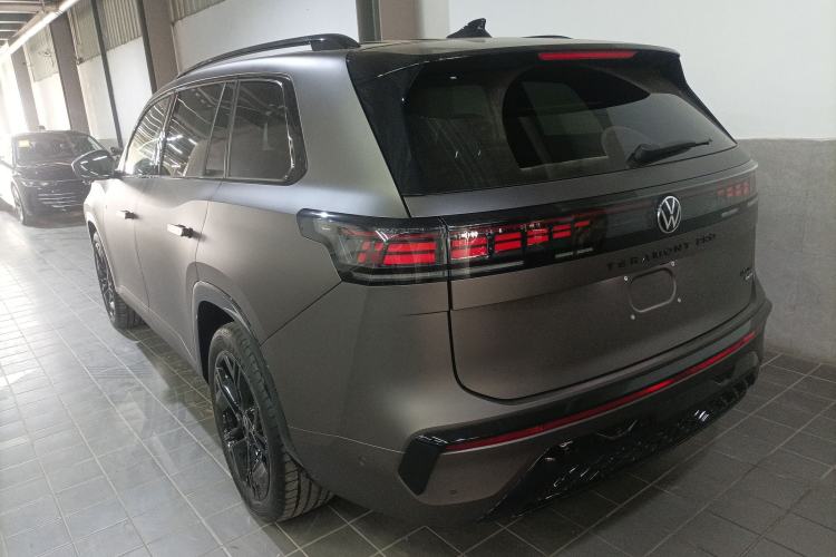 Used Volkswagen Teramont 2025 Tiguan Pro 450TSI Four-Wheel Drive Summit Edition Rear Left 45 Deg