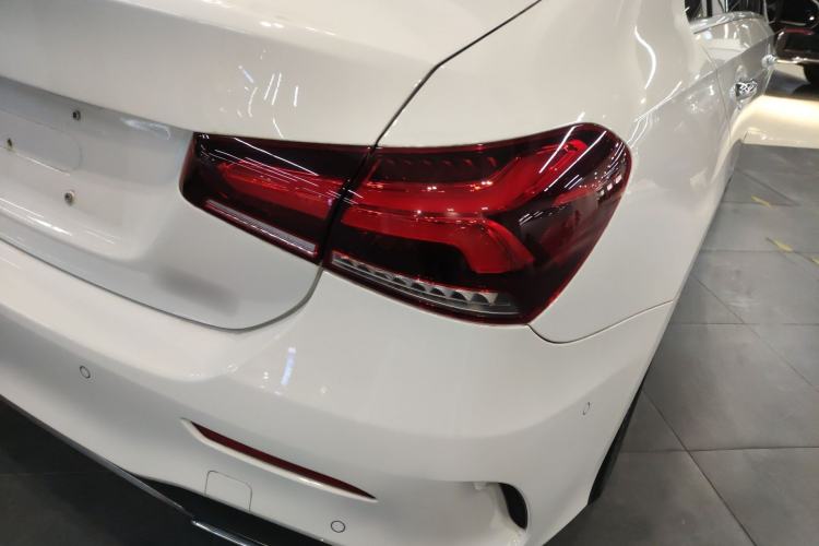 Used Mercedes-Benz A-Class 2022 Revised Version A 200 L Sport Sedan Fashionable Style Right Rear Taillight