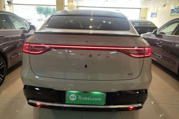 Used Hima Luxeed R7 2026 Model Range-Extending Max+ Rear