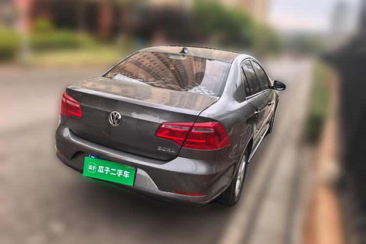 Used Volkswagen Bora 2013 1.6L Manual Fashion Edition
