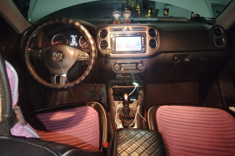 Used Volkswagen Tiguan 2012 1.8TSI Automatic Two-Wheel Drive Trend Edition Center Console