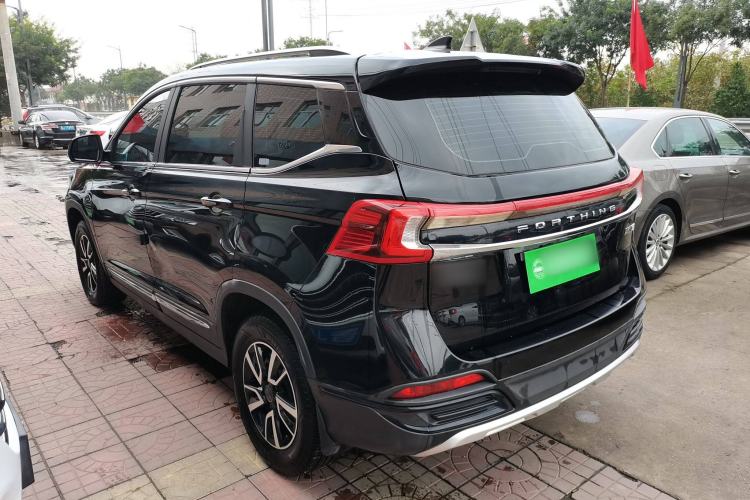 Used FORTHING T5 2022 Grand Edition 1.6L Manual Dream-Chasing Five-Seat Model
