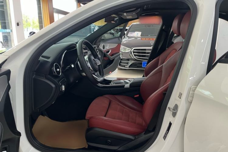 Used Mercedes-Benz C-Class 2020 Restyled C 260 Sport Edition Interior 4