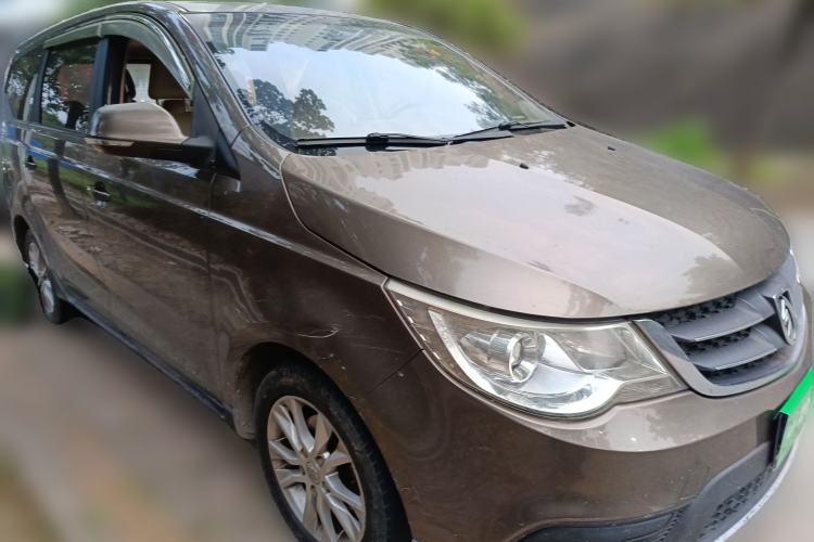 Used Baojun 730 2014 1.5L manual standard trim 7 seats