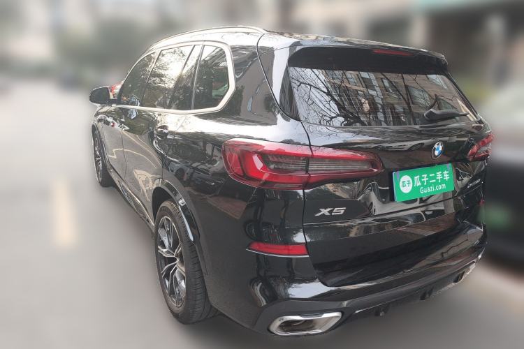 Used BMW X5 2022 Restyled xDrive 30Li Luxury Version M Sport Package