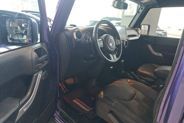 Used Jeep Wrangler 2017 3.0L Sahara Four-Door Comfort Edition