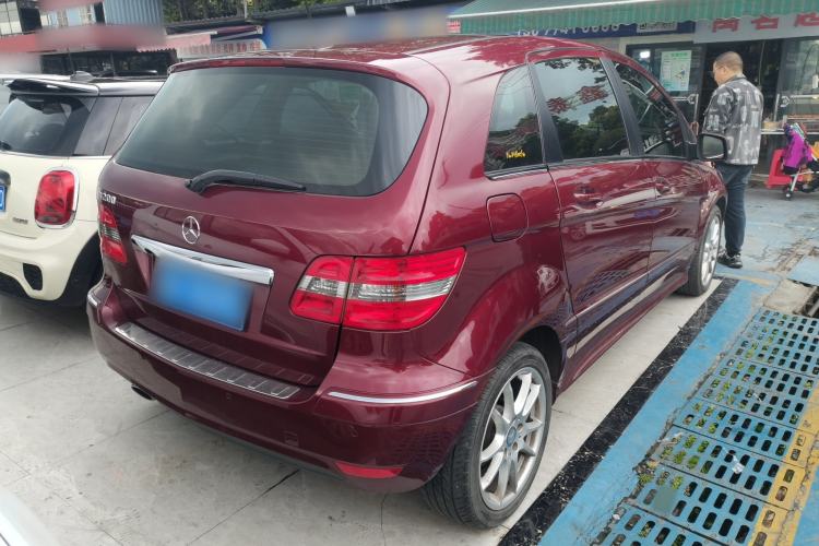 Used Mercedes-Benz B-Class 2009 B 200 Fashion Model Rear Right 45 Deg