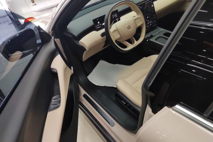 Used Nio ET5T 2023 75 kWh Touring