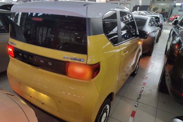 Used Wuling Hongguang MINIEV 2021 Macaron Fashion Model Lithium Iron Phosphate Rear Right 45 Deg