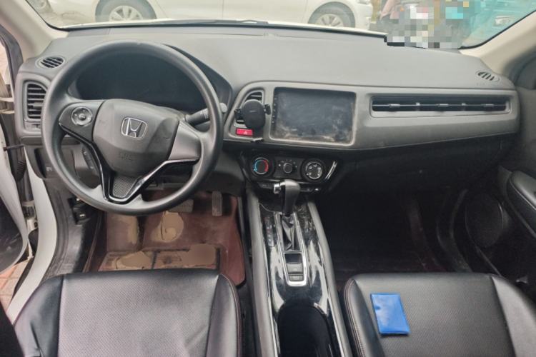 Used Honda Vezel 2017 1.5L CVT 2WD Comfort Model Center Console