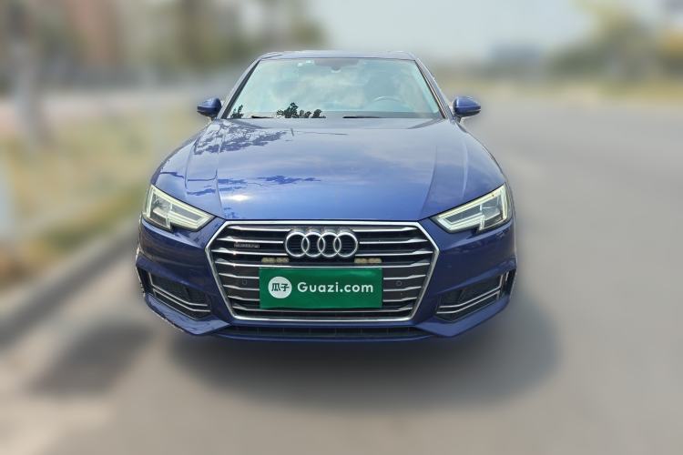 Used Audi A4L 2019 40 TFSI Ambition China VI
