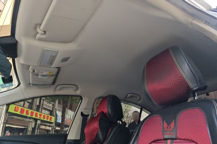 Used Roewe i5 2020 1.5L Manual 4G Connect Luxury Edition