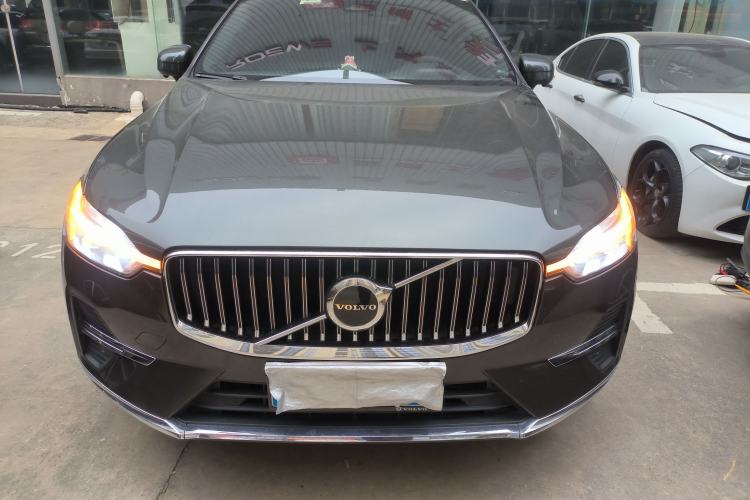 Used Volvo XC60 2022 B5 4x4 Smart Luxury Edition
