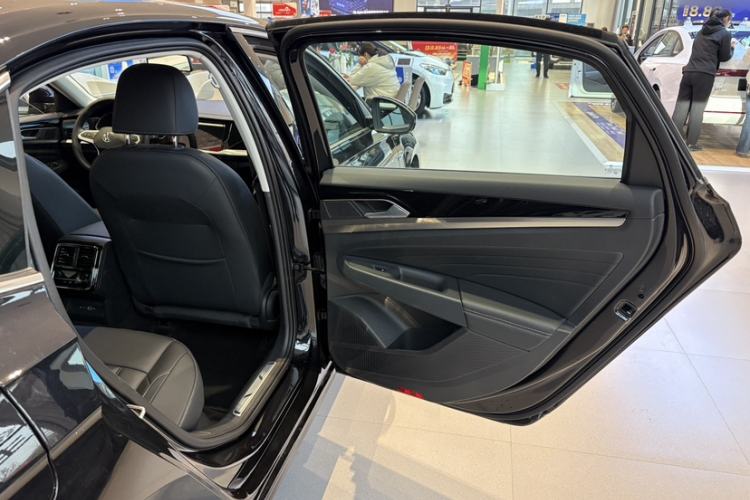 Used Volkswagen Passat New Energy 2025 430 PHEV Hybrid Business Edition