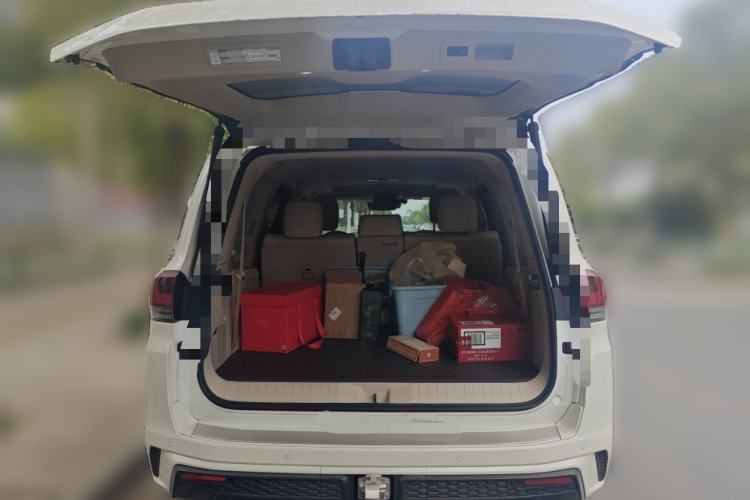 Used Toyota Land Cruiser 
