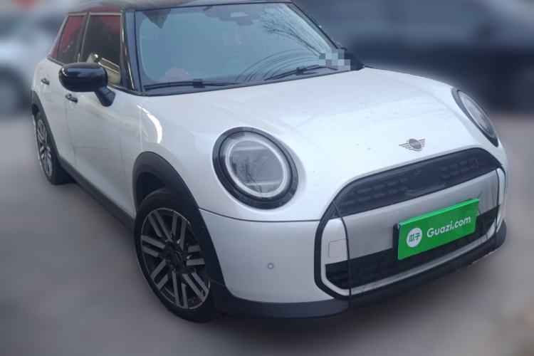 Used MINI MINI 2025 1.5T COOPER Classic Edition Five-Door Version