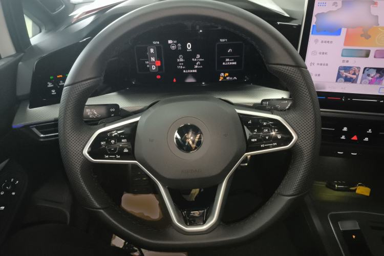 Used Volkswagen Golf 2025 300TSI R-Line