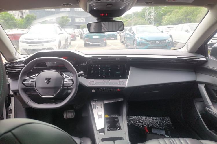 Used Peugeot 408X 2023 Gravity Edition
