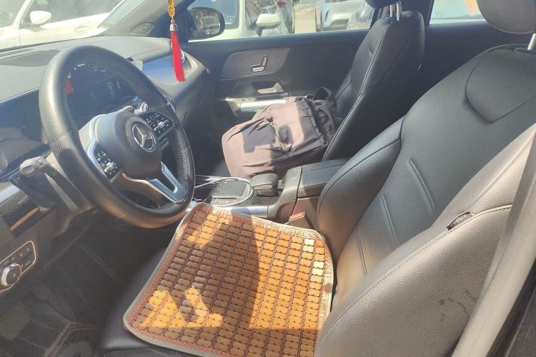 Used Mercedes-Benz GLA 2020 GLA 200 Left Front Seat