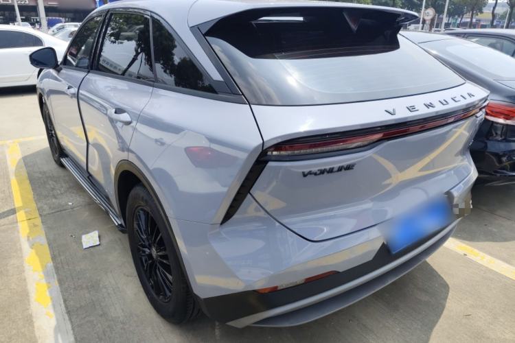 Used Venucia V 2021 260T Idol Edition