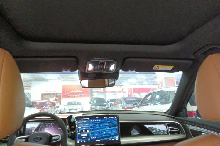 Used GAC Trumpchi GS8 2025 Linghang Series 2.0 TGDI Two-Wheel-Drive Luxury Edition 5 Seats