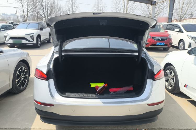 Used Roewe D7 2025 DMH 125km World Champion Excellence Edition Trunk