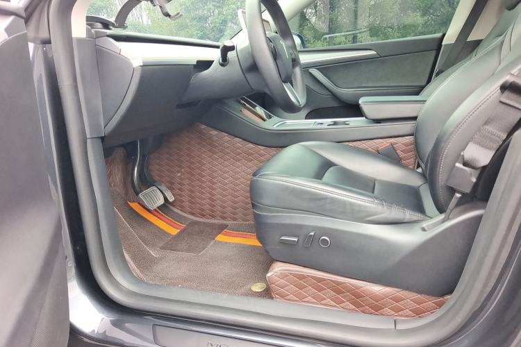 Used Tesla Model Y 2024 Rear-Wheel-Drive Version