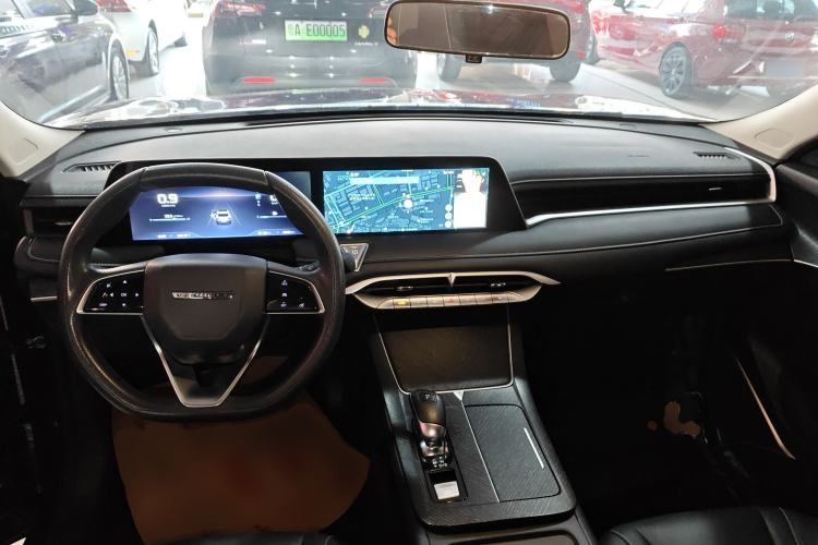 Used Venucia V 2021 260T Idol Edition