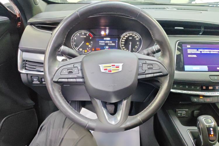 Used Cadillac XT4 2018 28T Two-Wheel Drive Leading Version