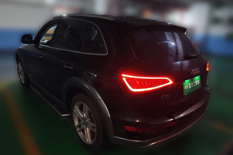 Used Audi Q5 2017 Plus 40 TFSI Technology Model