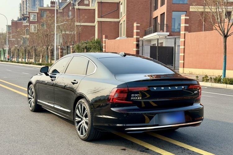 Used Volvo S90 2023 B5 Zhiyuan Luxury Edition
