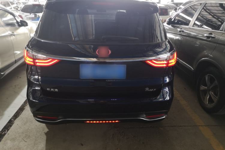 Used BYD Song MAX 2017 1.5T Automatic Smart Connect Elite 7-Seater Rear