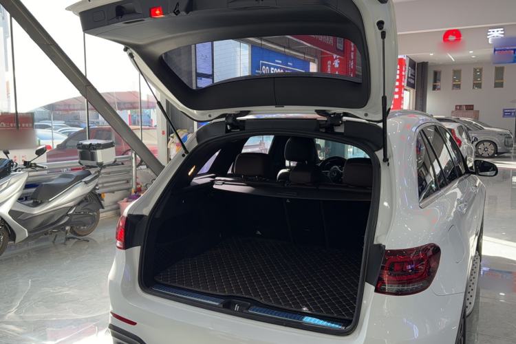 Used Mercedes-Benz GLC 2022 Facelift GLC 260 L 4MATIC Luxury Edition
