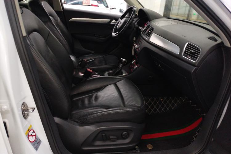 Used Audi Q3 2015 35 TFSI Comfort Model